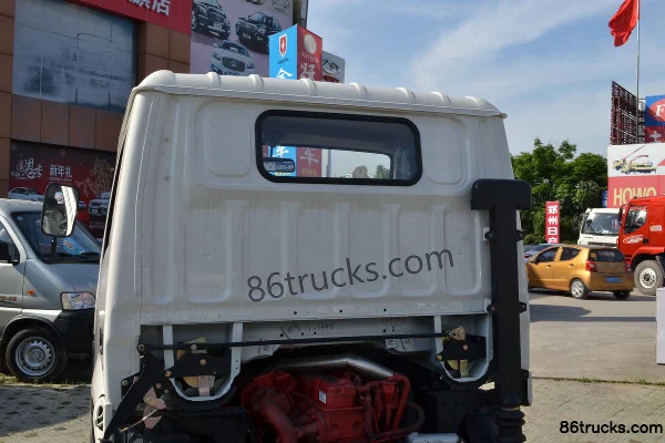 Jinbei Qiyun T33 107hp 4X2(6 wheels) 4.255m single-row flatbed light truck Chassis (1) | 86Trucks