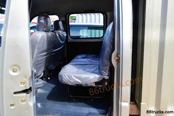 Jinbei Western Cowboy 1.3L 88 hp 4X2(6 wheels) Gasoline 2.6m Double Row Mini Truck Cab (3) | 86Trucks