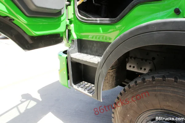 JAC Gallop K3W Heavy Truck 310 hp 6X4(10 wheels) 5.4m Dump Truck Cab (3) | 86Trucks