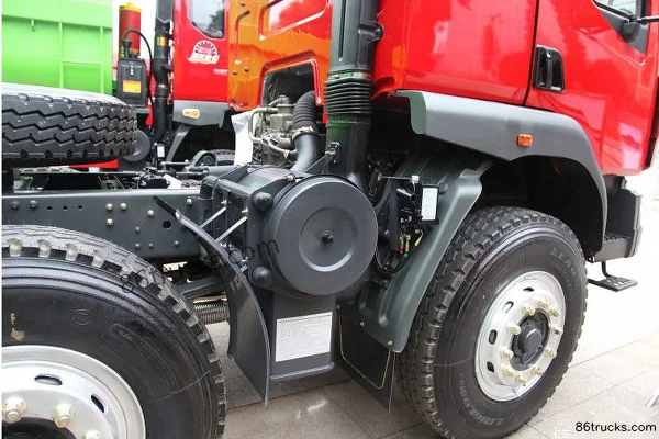 Dongfeng Liuqi Chenglong camion lourd 260 ch 8X4(12 roues) camion benne 6,8 m Châssis (3) | 86Trucks