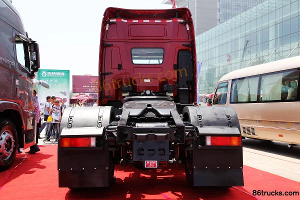 Sichuan Hyundai Chuanghu XCIENT P360 Heavy Truck 360 hp 4X2(6 wheels) tractor truck Exterior (3) | 86Trucks