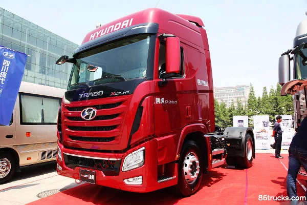 Sichuan Hyundai Chuanghu XCIENT P360 Heavy Truck 360 hp 4X2(6 wheels) tractor truck Exterior (2) | 86Trucks