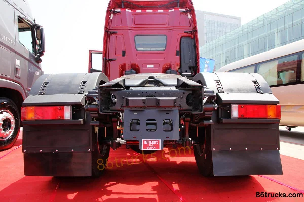 Sichuan Hyundai Chuanghu XCIENT P360 Heavy Truck 360 hp 4X2(6 wheels) tractor truck Chassis (1) | 86Trucks