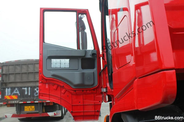 SAIC Hongyan Genlyon C100 Heavy Truck 430 hp 6X4(10 wheels) Tractor Truck Cab (1) | 86Trucks