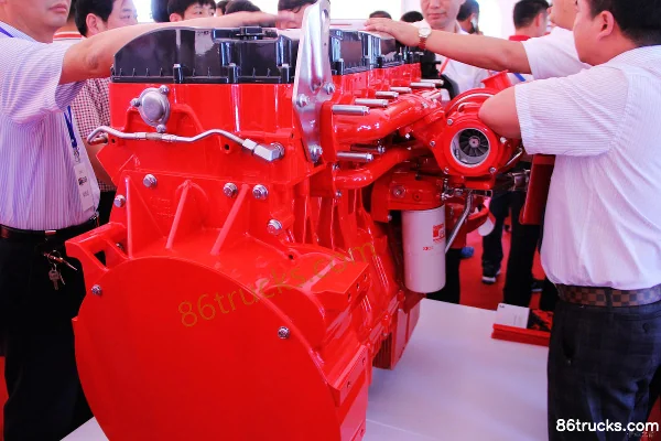 Foton ISGe4 350 350 hp 11L China IV Diesel Engine Exterior (3) | 86Trucks