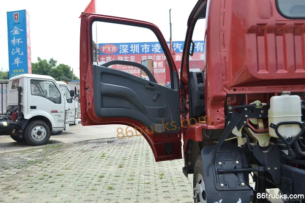 Yuejin Shangjun X300-33 112 ch 4X2(6 roues) camion léger fourgon à cabine simple 4,24 m (1) | 86Trucks