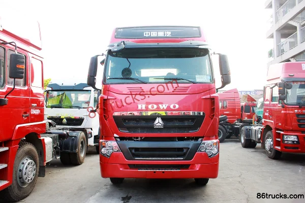 Sinotruk HOWO T7H Heavy Truck 360 hp 6X2(8 wheels) Dangerous Goods Tractor Truck (16-speed) Exterior (2) | 86Trucks