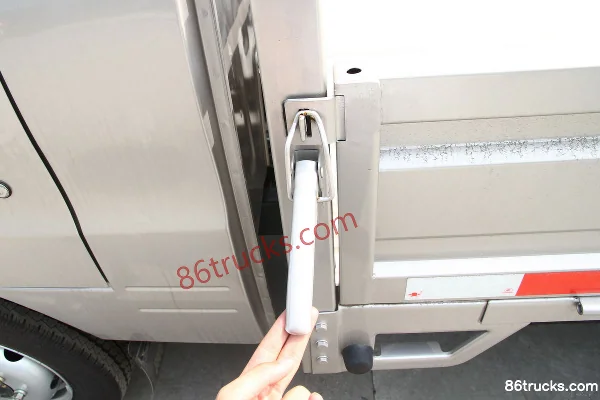 BAIC Heibao Q7 1.2L 85 hp 4X2(6 wheels) Gasoline 3.1m single-row flatbed mini truck Body (1) | 86Trucks