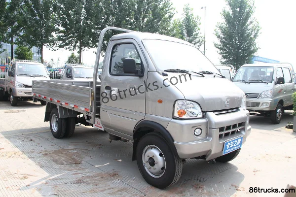 Sichuan Hyundai Ruibao 1.8L 68hp 4X2(6 wheels) Diesel 3.1m Single Row Flatbed Micro Truck Exterior (2) | 86Trucks