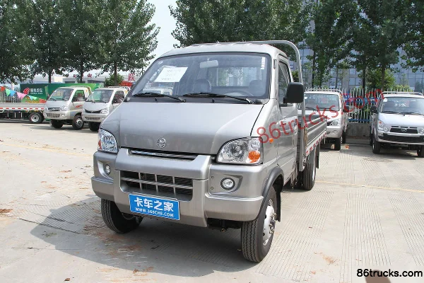 Sichuan Hyundai Ruibao 1.8L 68hp 4X2(6 wheels) Diesel 3.1m Single Row Flatbed Micro Truck Exterior (3) | 86Trucks