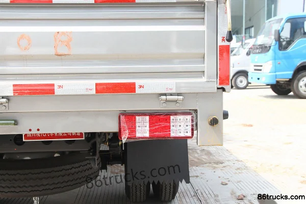 Sichuan Hyundai Ruibao 1.8L 68hp 4X2(6 wheels) Diesel 3.1m Single Row Flatbed Micro Truck Chassis (3) | 86Trucks