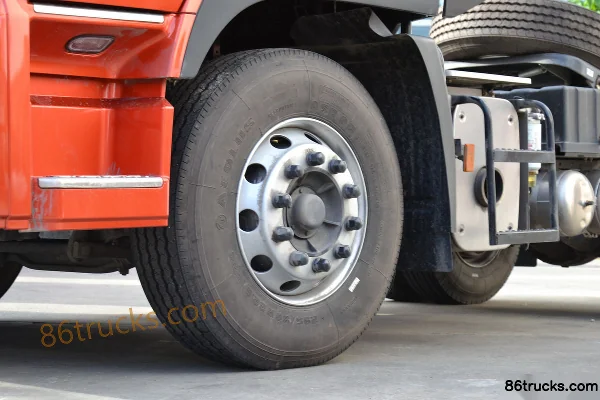 Dongfeng Commercial Vehicle Tianlong Heavy Truck 340 hp 4X2(6 wheels) Tractor Truck (13T Rear Axle) Chassis (2) | 86Trucks