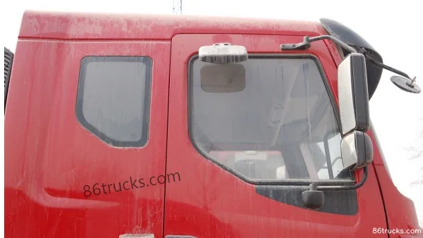 Dongfeng Liuqi Chenglong M5 290 hp 6X4(10 wheels) 5.8m Dump Truck Exterior (2) | 86Trucks
