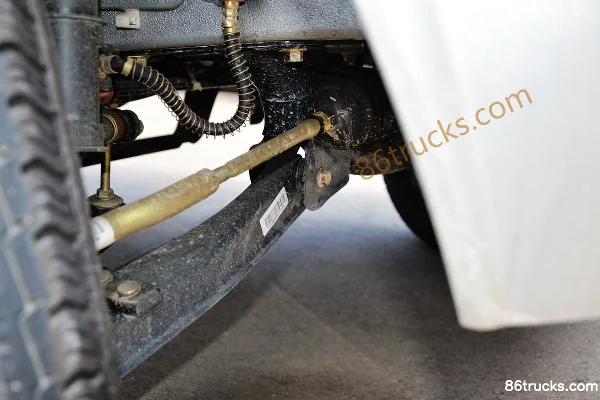 2009 Dongfeng K17 Biaozhun 69hp 1.0L Van Chassis (3) | 86Trucks