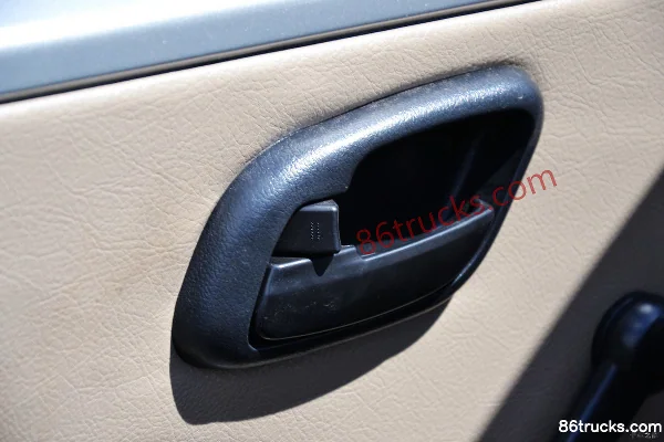 Dongfeng V29 87 hp 1.2L Van Cab (3) | 86Trucks