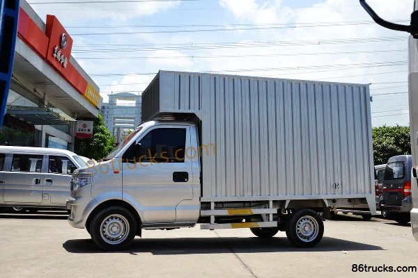 Dongfeng V29 1.2L 87 ch 4X2(6 roues) essence 2,9 m fourgon à cabine simple Extérieur (3) | 86Trucks