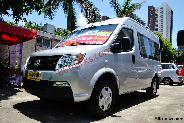 Dongfeng Yufeng V9 2020 110 hp Economy Long Wheelbase High Roof 3-Seat 2.3T Panel Van Exterior (3) | 86Trucks