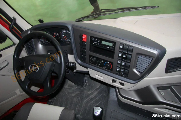 FAW Jiefang Qingdao JH6 370 ch 6X4(10 roues) tracteur routier Cabine (1) | 86Trucks