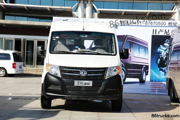 Dongfeng Yufeng 136 ch fourgon fermé Extérieur (2) | 86Trucks