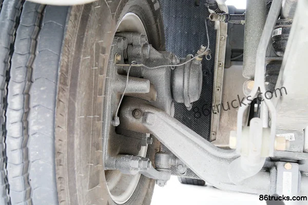 Sinotruk Sitrak C7H camion lourd 440 ch 6X2R tracteur routier (version peinte) Châssis (2) | 86Trucks
