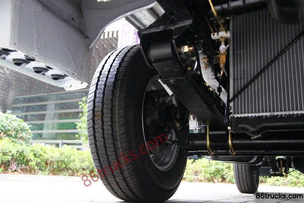 Yuejin Xiaofuxing S50Q 1,3 L 87 ch 4X2(6 roues) essence camion micro cabine simple 3,05 m Châssis (2) | 86Trucks