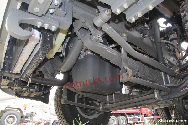 Sinotruk HOWO T7H Heavy Truck 400hp 6X4(10 wheels) Dangerous Goods Tractor Truck (High Roof)(16-speed) Chassis (3) | 86Trucks