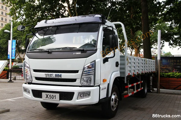 Yuejin Yuejin X500 141 hp 4X2(6 wheels) 4.24m Single Row Flatbed Light Truck Exterior (2) | 86Trucks