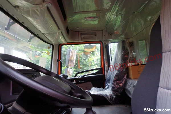 Union Truck U340 340 ch 6X4(10 roues) camion benne 5,8 m Cabine (3) | 86Trucks