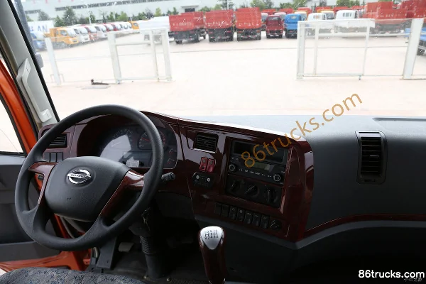Lifan Junma Kaiwoda Heavy Truck 270 hp 8X4(12 wheels) 8.5m Cargo Truck (LFJ1310G1) Cab (3) | 86Trucks