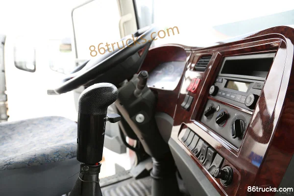 Lifan Junma Kaiwoda 180 hp 4X2(6 wheels) Dump Garbage Truck (LFJ5160ZYS) Cab (2) | 86Trucks