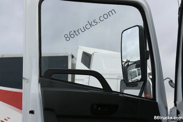 Lifan Junma Kaiwoda 180 hp 4X2(6 wheels) Dump Garbage Truck (LFJ5160ZYS) Cab (1) | 86Trucks