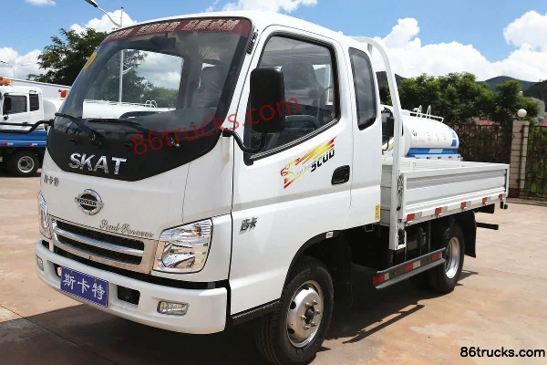 Shijun Sikate 110 hp 4X2(6 wheels) 2.9m Semi-row Flatbed Light Truck Exterior (2) | 86Trucks