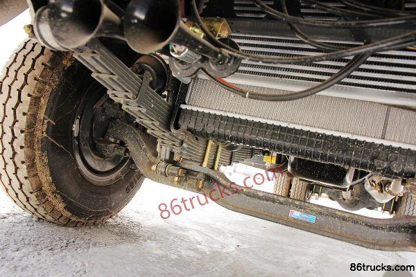 Dongfeng Duolika D8 136 hp 4X2(6 wheels) 6.4m Single Row Flatbed Cargo Truck Chassis (2) | 86Trucks