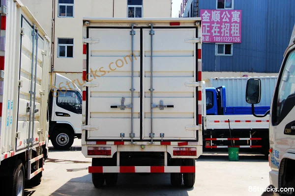 JAC Shuailing K340 124 hp 4X2(6 wheels) 4.13m single-row van light truck (hydraulic brake) Exterior (3) | 86Trucks