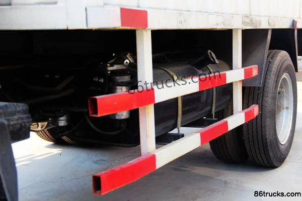 JAC Shuailing K340 124 hp 4X2(6 wheels) 4.13m single-row van light truck (hydraulic brake) Body (2) | 86Trucks
