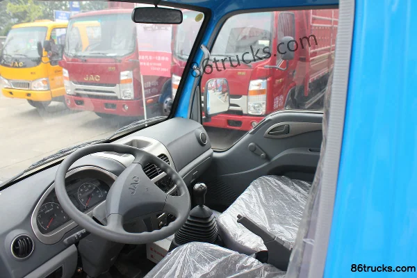 JAC Haowei 1.3L 82hp 4X2(6 wheels) Gasoline 2.7m Single Row Flatbed Mini Truck Cab (2) | 86Trucks