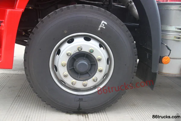 SAIC Hongyan Genlyon M100 tracteur routier lourd 350 ch 6X2(8 roues) Châssis (2) | 86Trucks