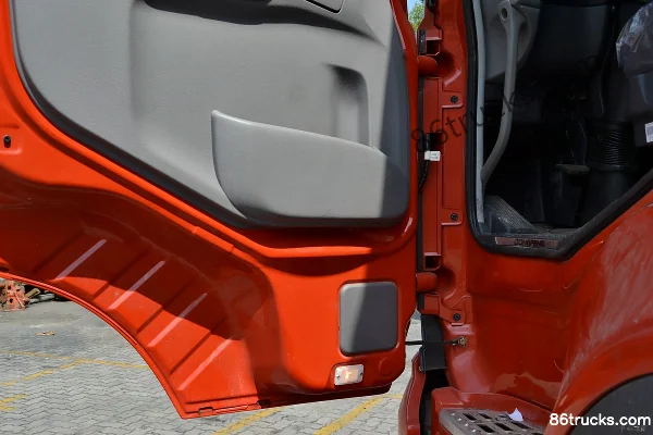 Dongfeng Commercial Vehicle Tianlong tracteur routier 220 ch 6X2(8 roues) 9,6 m camion porteur fourgon cabine avancée (boîte 8JS85F) (toit p