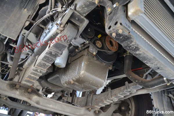 Dongfeng Liuqi Chenglong M5 Heavy Truck 280hp 8X4(12 wheels) 8.2m Cargo Truck Chassis (1) | 86Trucks