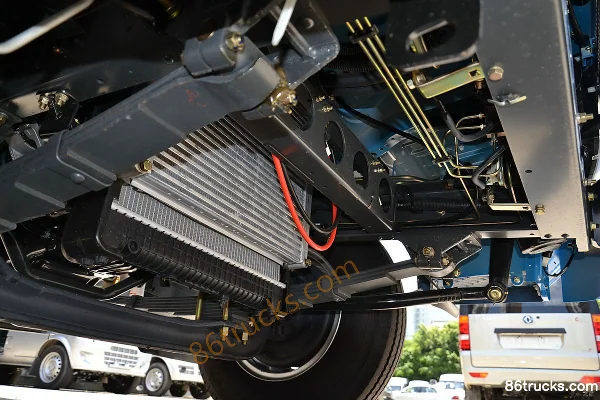 Dongfeng Ruiling L 143 ch 4X2(6 roues) châssis de camion léger à cabine simple (charge nominale : 1,99 t) (1) | 86Trucks