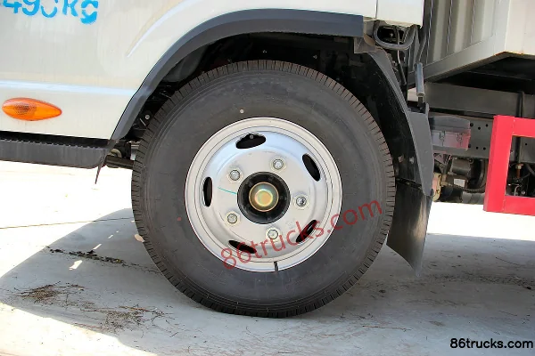 JAC Shuailing K330 120 ch 4X2(6 roues) fourgon 4,13 m cabine simple (châssis étroit)(frein à air) (3) | 86Trucks