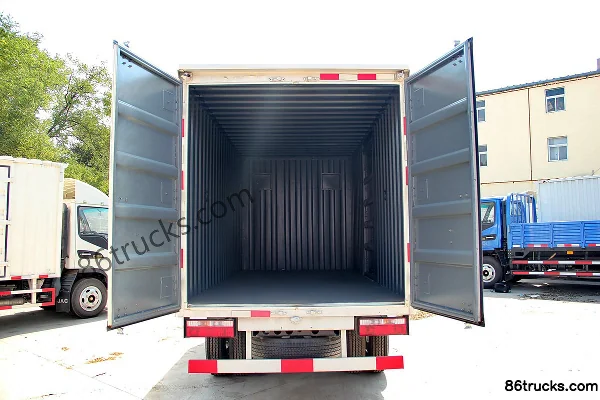 JAC Shuailing K330 120 ch 4X2(6 roues) fourgon 4,13 m cabine simple (châssis étroit)(frein à air) Carrosserie (2) | 86Trucks