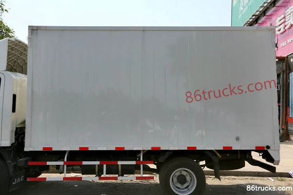 JAC Shuailing H330 120 hp 4X2(6 wheels) 4.12m Single Row Van Light Truck Body (1) | 86Trucks