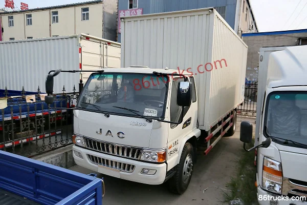 JAC Weiling Medium Truck 130hp 4X2(6 wheels) Van Cargo Truck Exterior (3) | 86Trucks