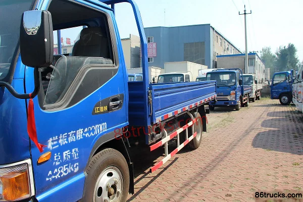 JAC Junling E5 102 hp 4X2(6 wheels) 4.18 m single-row flatbed light truck Body (1) | 86Trucks