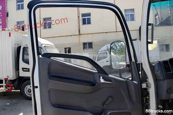 JAC Shuailing K280 120 hp 4X2(6 wheels) 3.6m Single Row Flatbed Light Truck Cab (3) | 86Trucks