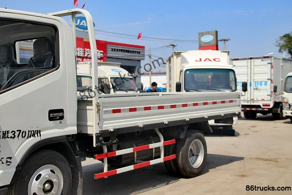 JAC Shuailing K280 120 hp 4X2(6 wheels) 3.6m Single Row Flatbed Light Truck Body (1) | 86Trucks