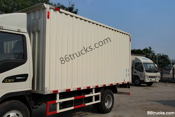 JAC Junling K330 120hp 4X2(6 wheels) 4.15m single-row van light truck Body (1) | 86Trucks