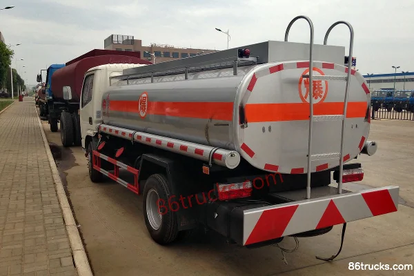 Dongfeng Furui Ka 102 hp 4X2(6 wheels) Oil Tank Truck (Chufei Brand) Exterior (3) | 86Trucks