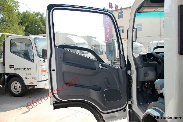 JAC Shuailing K340 120 hp 4X2(6 wheels) 4.13m Single Row Van Light Truck (Narrow Body) (Oil Brake) Cab (1) | 86Trucks